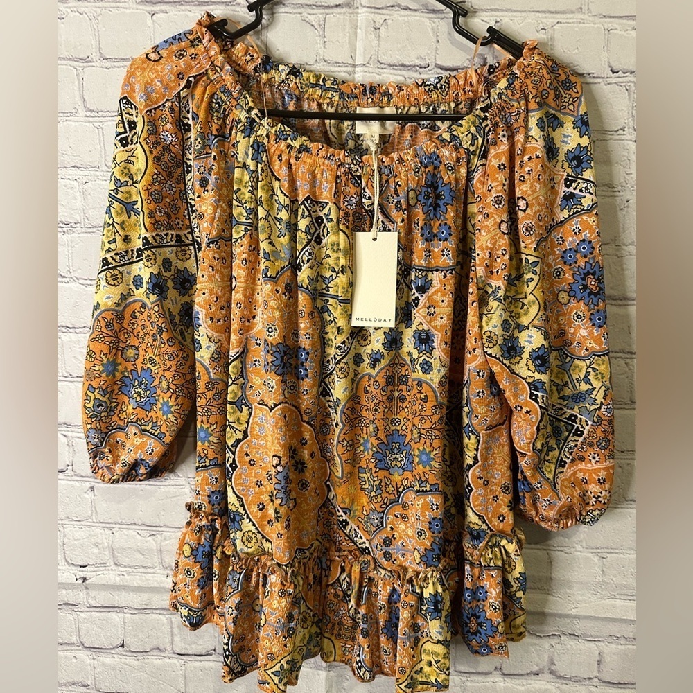 NWT Ladies Bohemian Floral Print Women's Top - Multicolor Size Medium